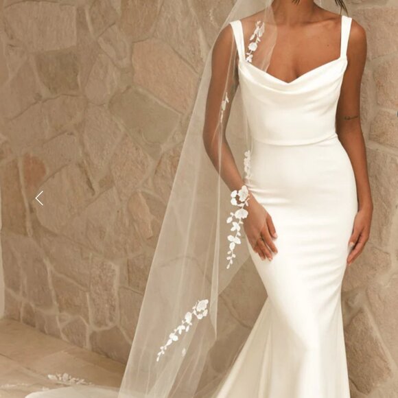 Grace Loves Lace - Grace Gown - New, Unworn - Picture 11 of 11